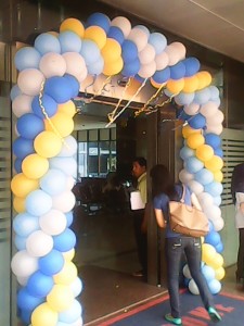 jasa dekorasi balun, tukang dekor balon, pengrajin decorasi ballon, balon balon acara, pendekor balon decorasi